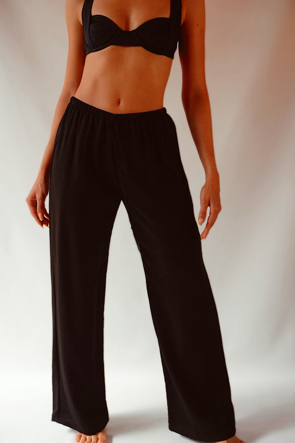 Pantalón Macarena negro